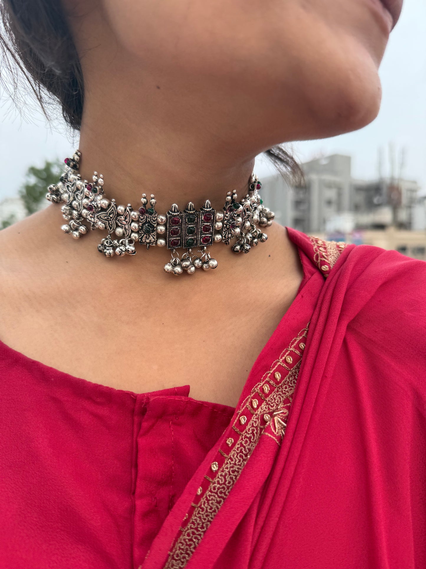 Sliver Floral Choker