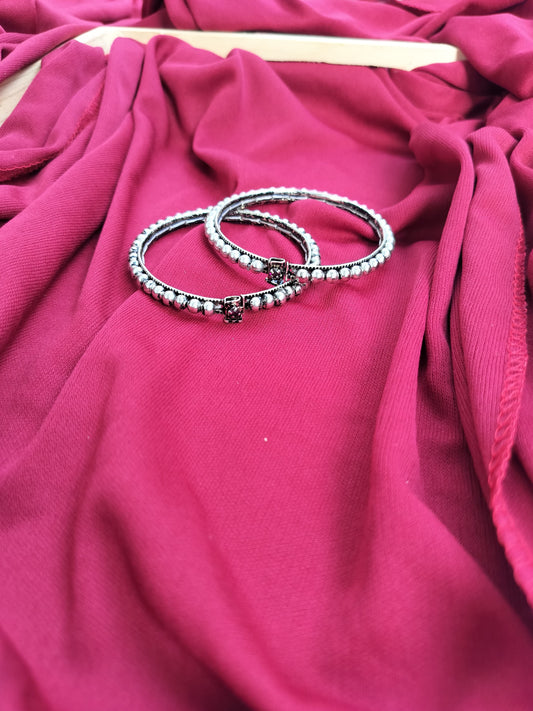 Simple Moti Bangle
