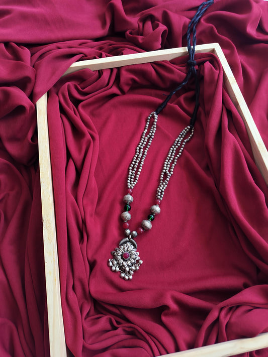 Flower Pendant Long Necklace