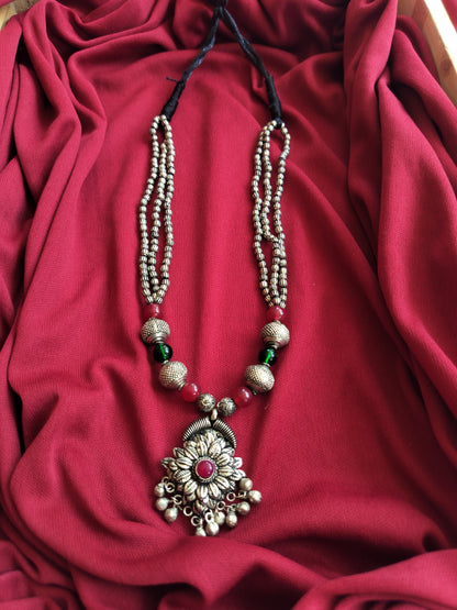 Flower Pendant Long Necklace