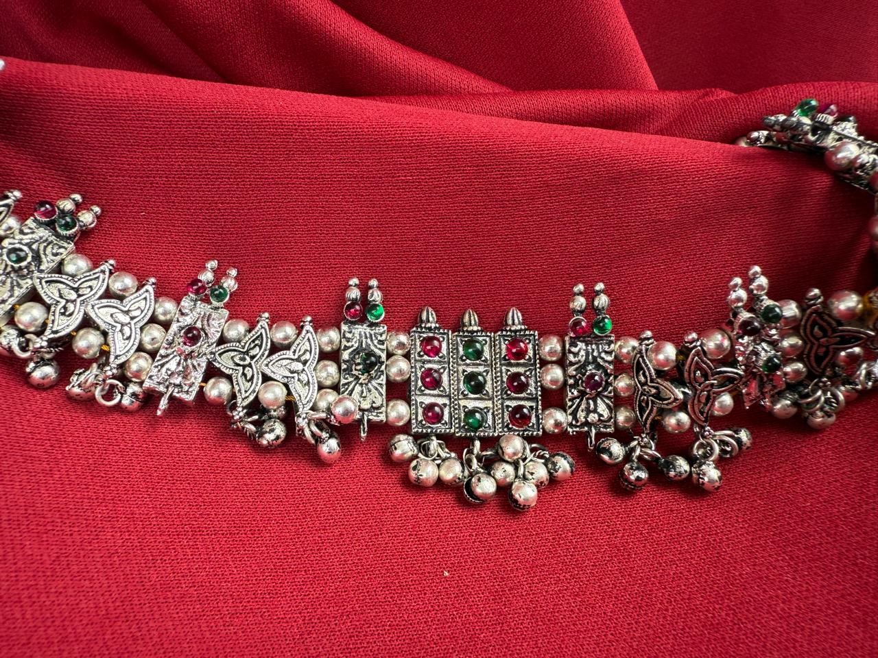 Sliver Floral Choker